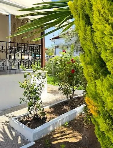 بيت للعطل Aikaterini's House